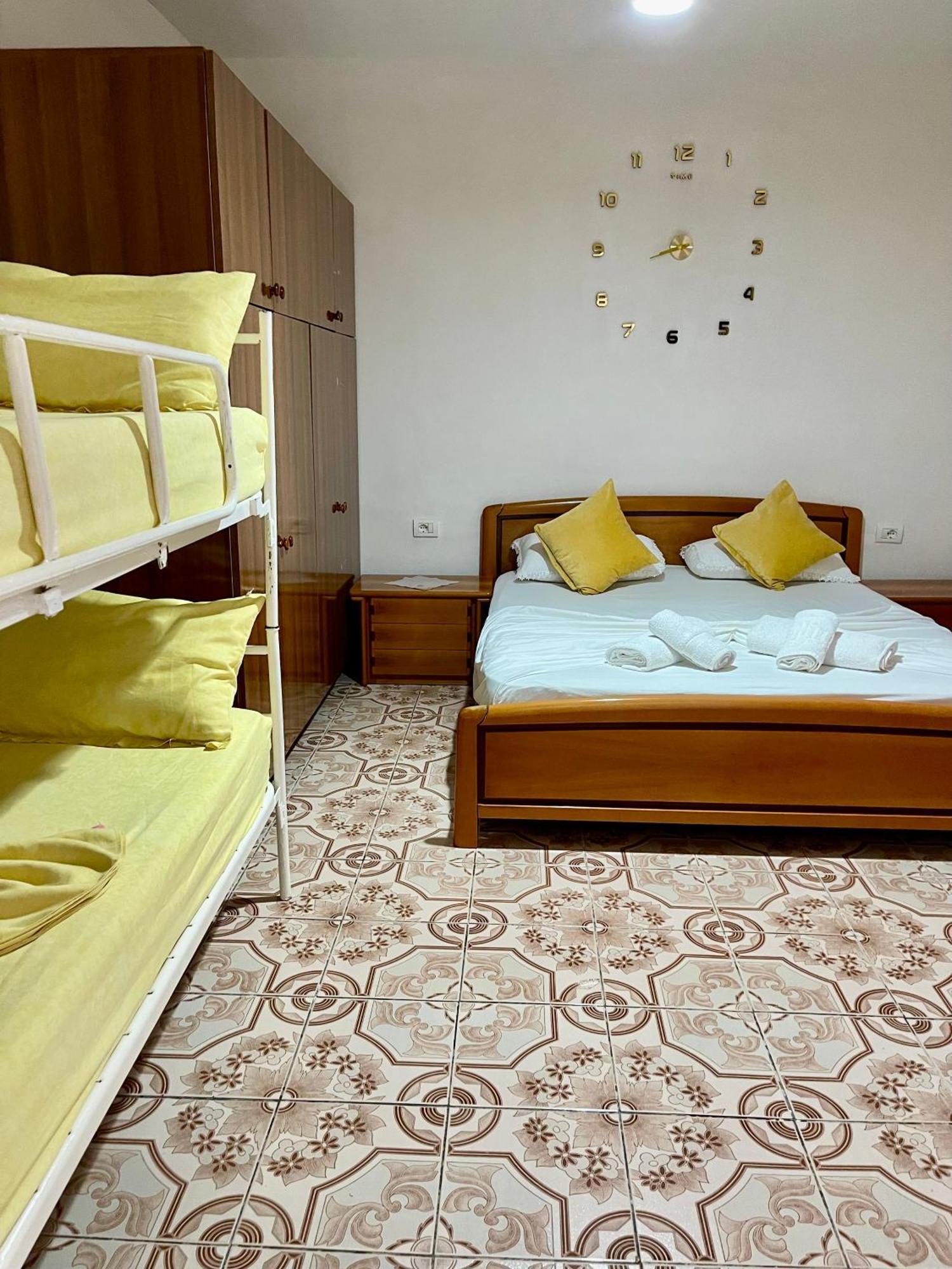 Guest House DEA Vlorë Extérieur photo